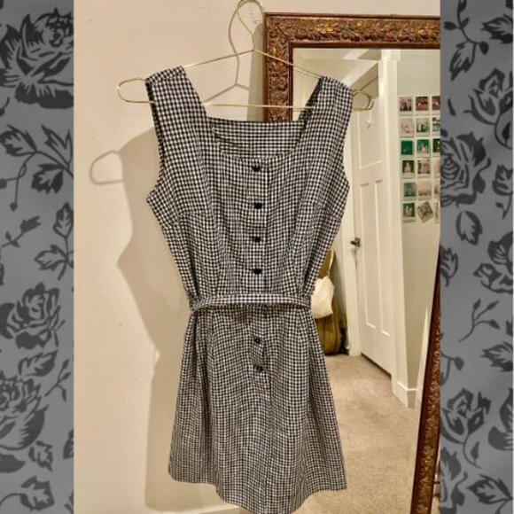 Black + White Gingham 50s Sun Dress with Belt - Authentic Vintage Size: Small - Picture 6 of 6